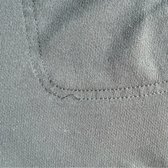 Athleta Black Athletic Shorts Women’s 6 Elastic Waist Drawstring Casual - Picture 5 of 6